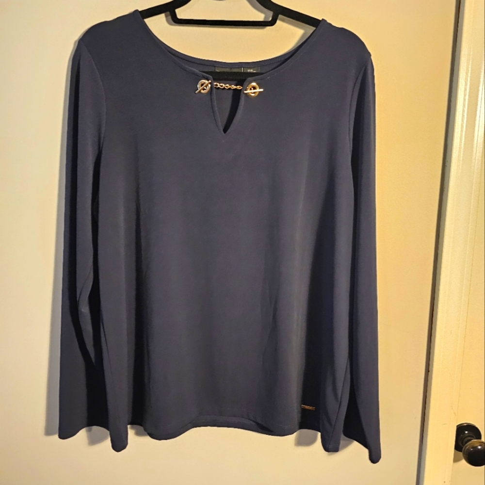 Tahari Blouse